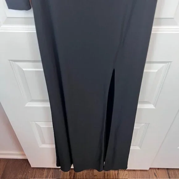 Betsy Adam One Shoulder Black Maxi Dress Size 6 Asymmetrical Formal Evening Gown Betsy Adam One Shoulder Black Maxi Dress Size 6 Asymmetrical Formal Evening Gown